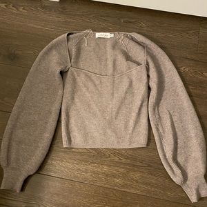 Square neck sweater